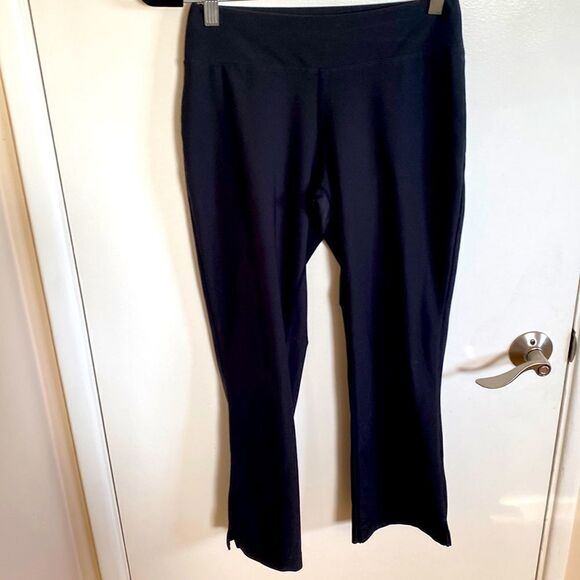 Lucy- black cropped workout leggings-  size XS - Picture 1 of 8